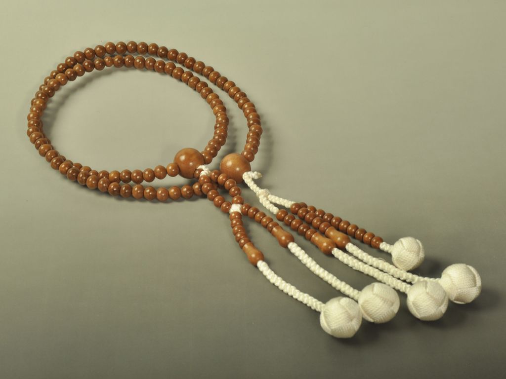 正梅 梵天カガリ房（白色） 日蓮正宗 女性用本式数珠 ｜ 数珠・念珠の